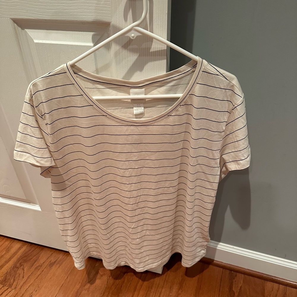 NWT- H&M Cotton cream colored shirt with black stripes, Size XL